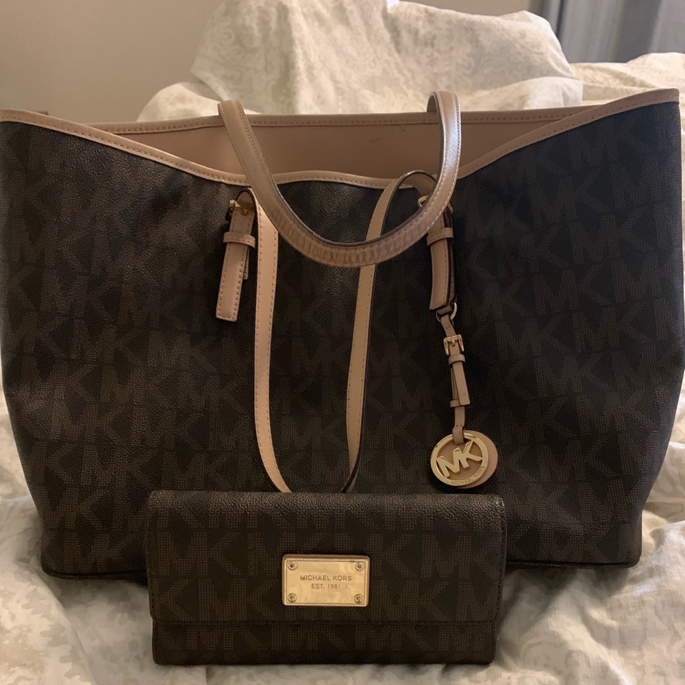 Michael Kors bag and wallet